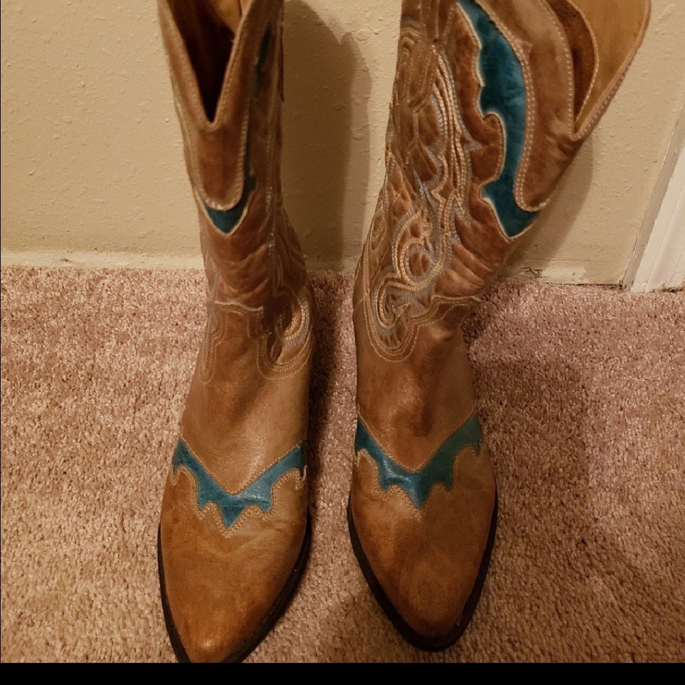 Women boots